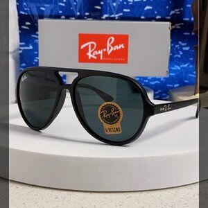 Ray-Ban Black Pilot Sunglasses - G-15 Dark Lenses, Like New!